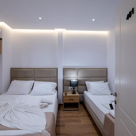 Erioni Hotel Саранде Екстериор снимка